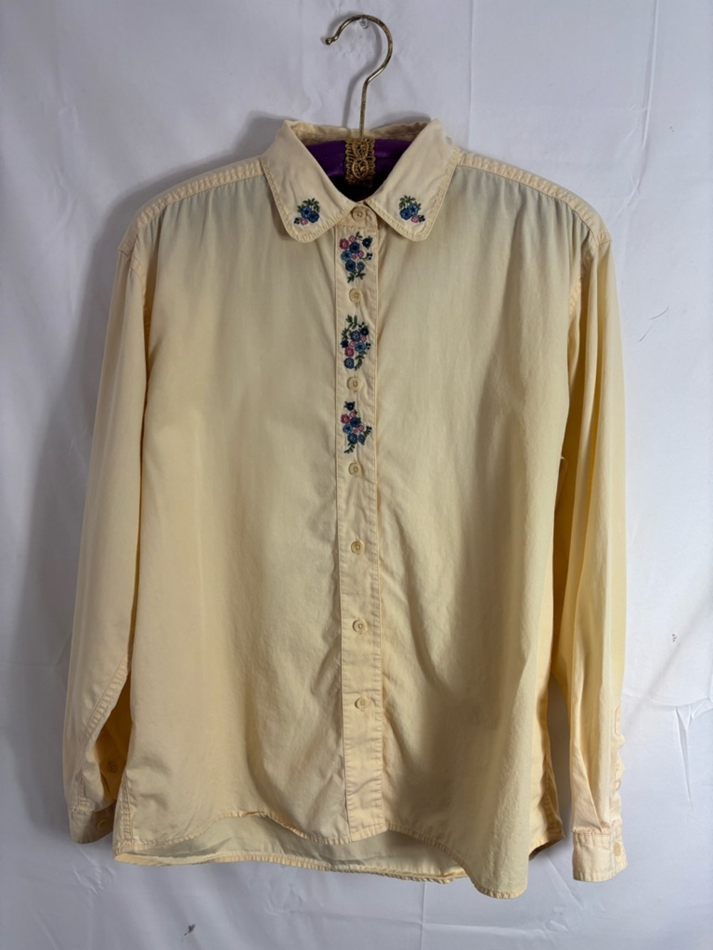 VTG 100% Cotton Butter Yellow Embroidered Floral Prairie Button Down Oversize M